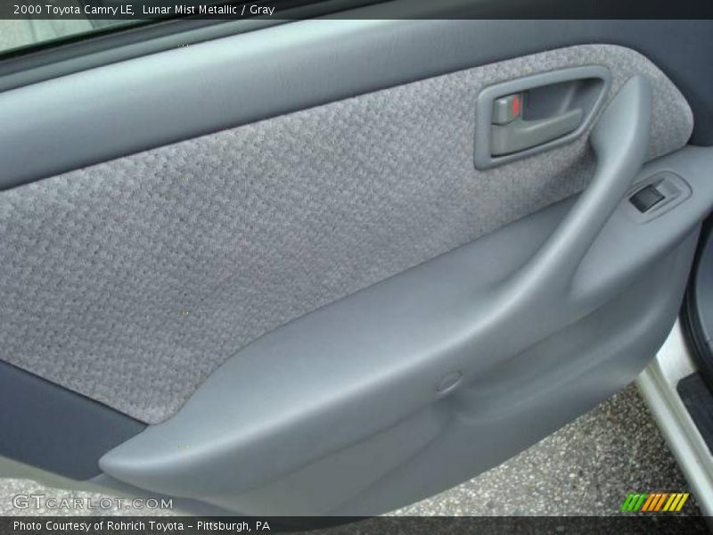 Lunar Mist Metallic / Gray 2000 Toyota Camry LE