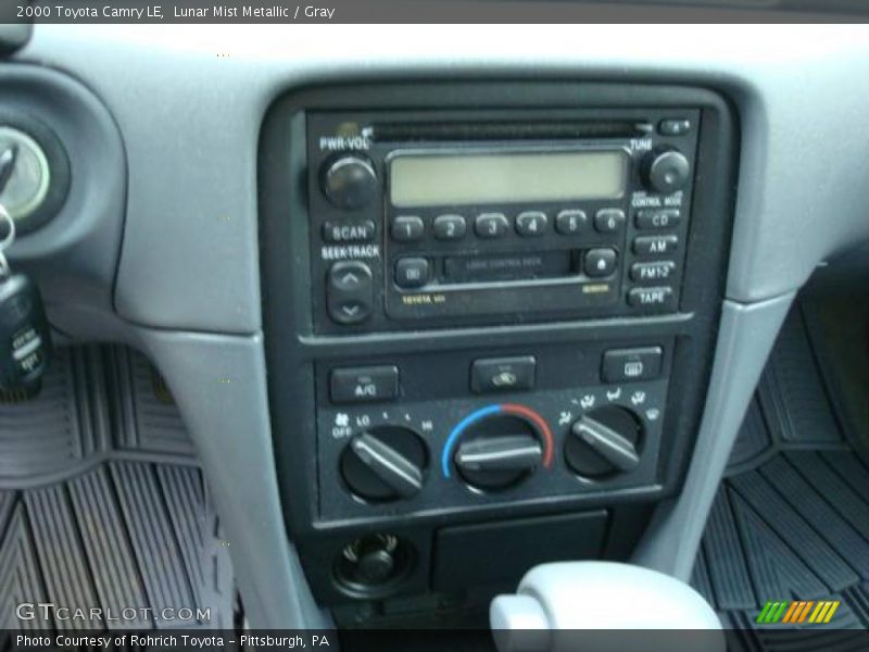 Lunar Mist Metallic / Gray 2000 Toyota Camry LE