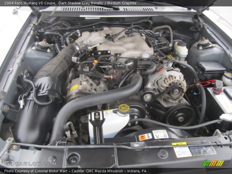 Dark Shadow Grey Metallic / Medium Graphite 2004 Ford Mustang V6 Coupe