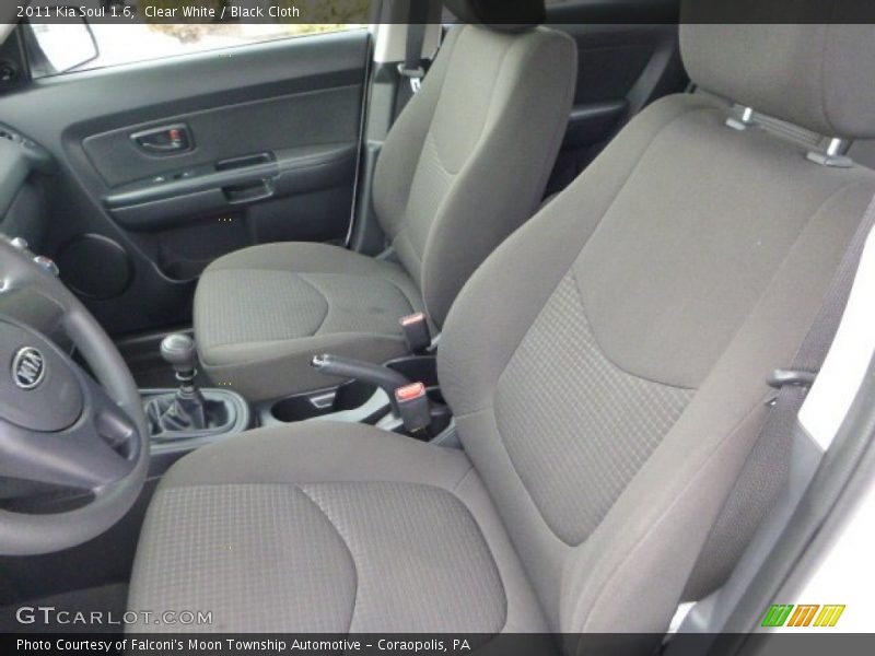 Clear White / Black Cloth 2011 Kia Soul 1.6