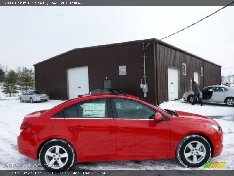 Red Hot / Jet Black 2014 Chevrolet Cruze LT