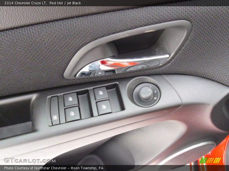 Red Hot / Jet Black 2014 Chevrolet Cruze LT