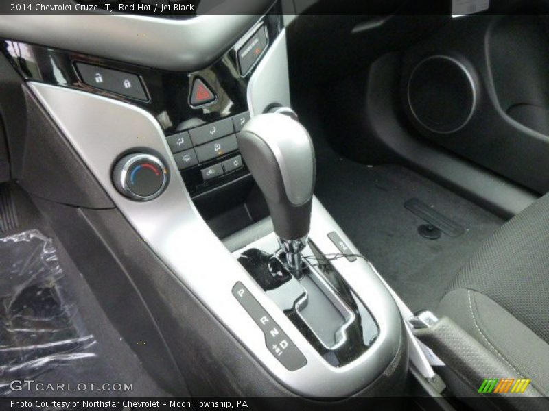 Red Hot / Jet Black 2014 Chevrolet Cruze LT