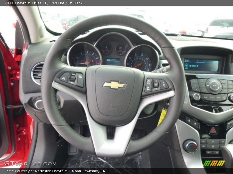Red Hot / Jet Black 2014 Chevrolet Cruze LT
