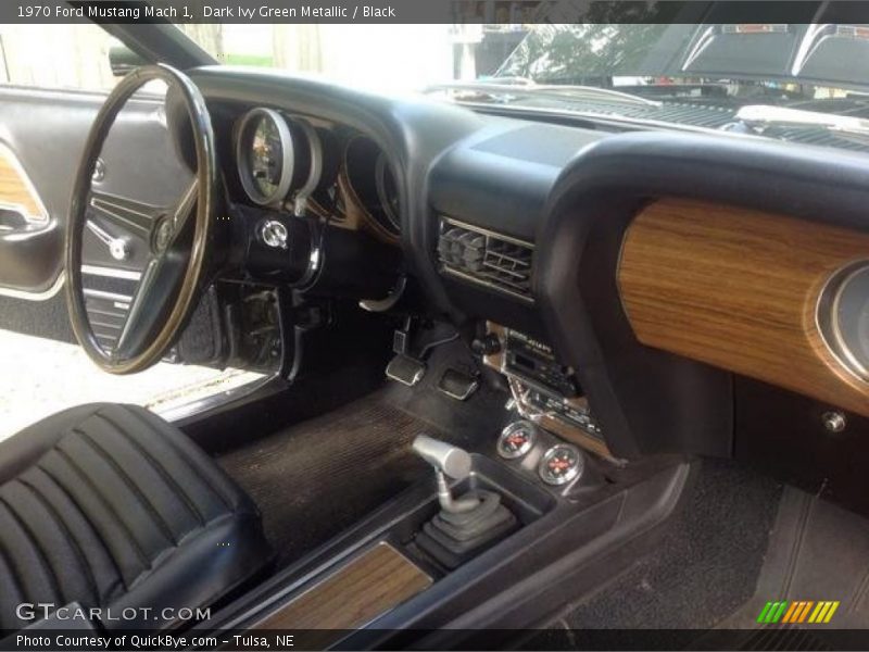 Dashboard of 1970 Mustang Mach 1