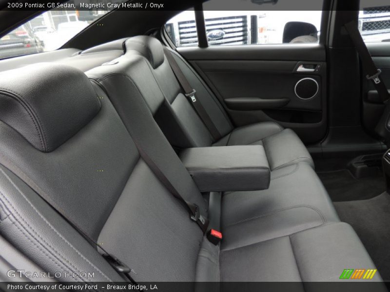 Magnetic Gray Metallic / Onyx 2009 Pontiac G8 Sedan