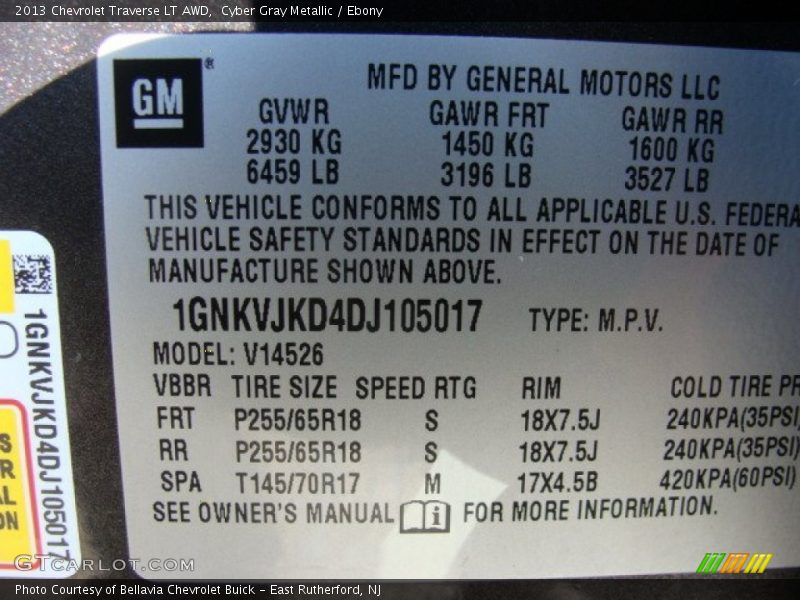 Cyber Gray Metallic / Ebony 2013 Chevrolet Traverse LT AWD