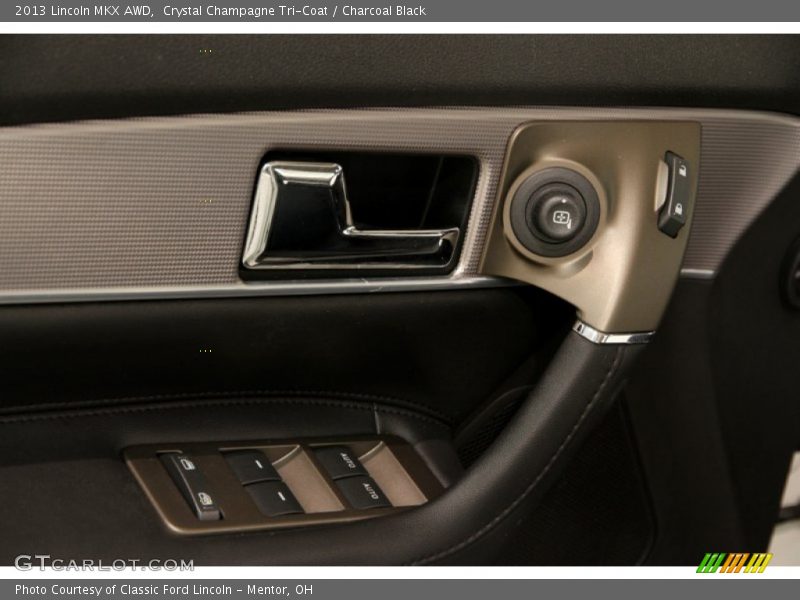 Controls of 2013 MKX AWD