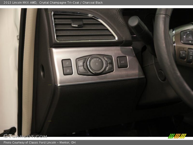Controls of 2013 MKX AWD