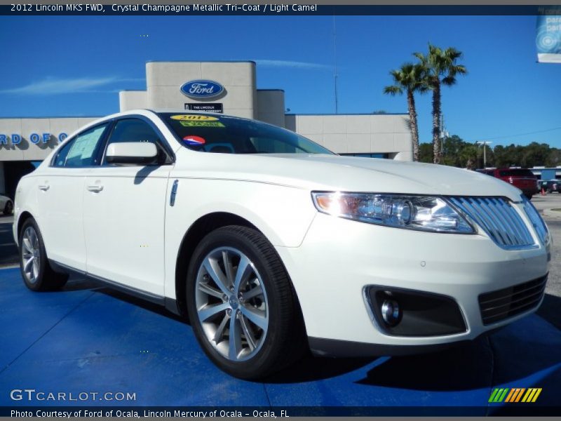 Crystal Champagne Metallic Tri-Coat / Light Camel 2012 Lincoln MKS FWD