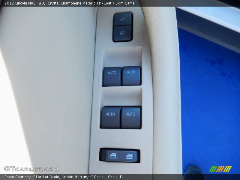 Crystal Champagne Metallic Tri-Coat / Light Camel 2012 Lincoln MKS FWD