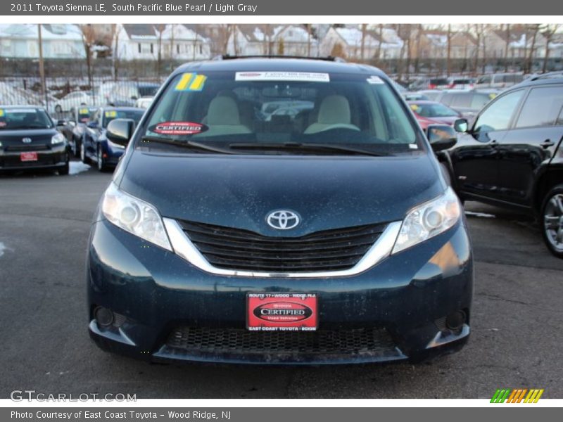 South Pacific Blue Pearl / Light Gray 2011 Toyota Sienna LE