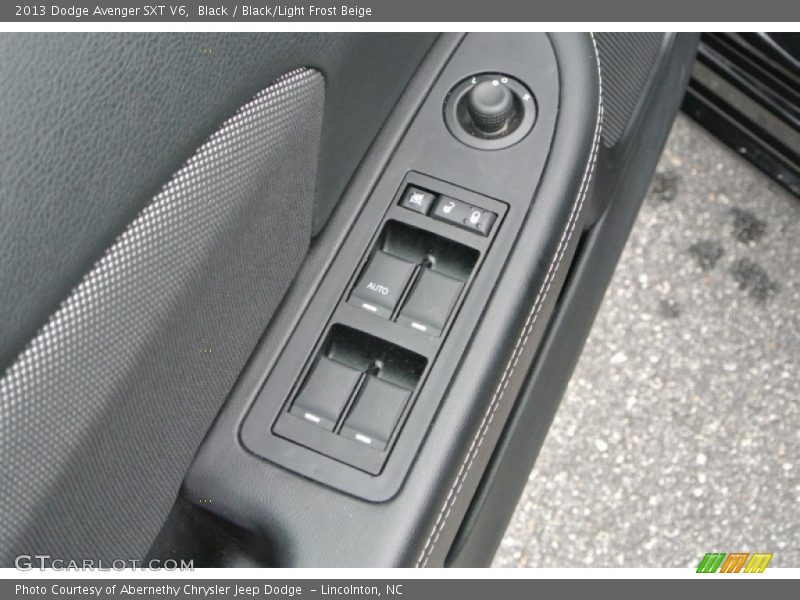Black / Black/Light Frost Beige 2013 Dodge Avenger SXT V6