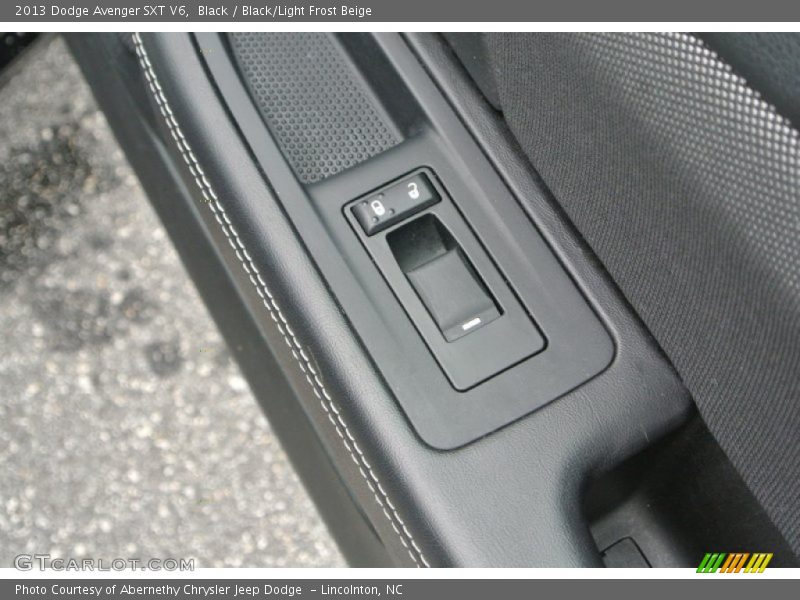 Black / Black/Light Frost Beige 2013 Dodge Avenger SXT V6