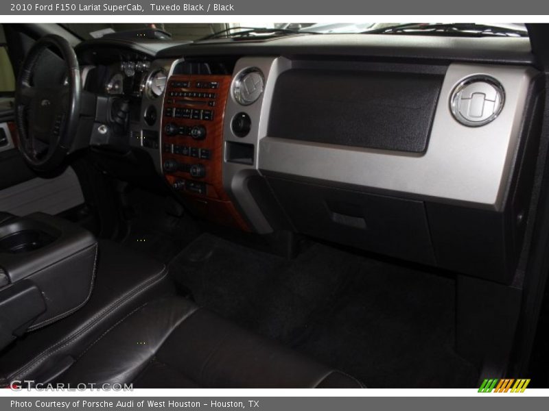 Tuxedo Black / Black 2010 Ford F150 Lariat SuperCab