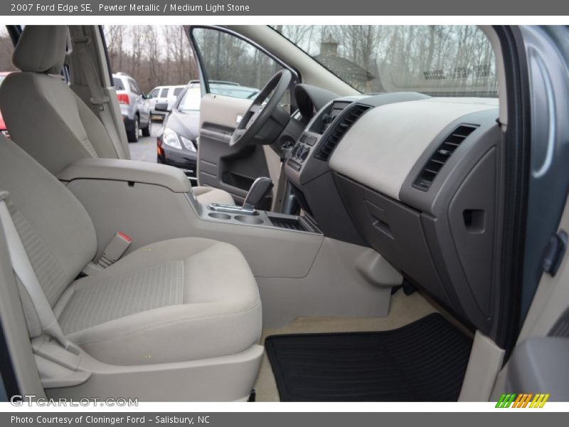 Pewter Metallic / Medium Light Stone 2007 Ford Edge SE