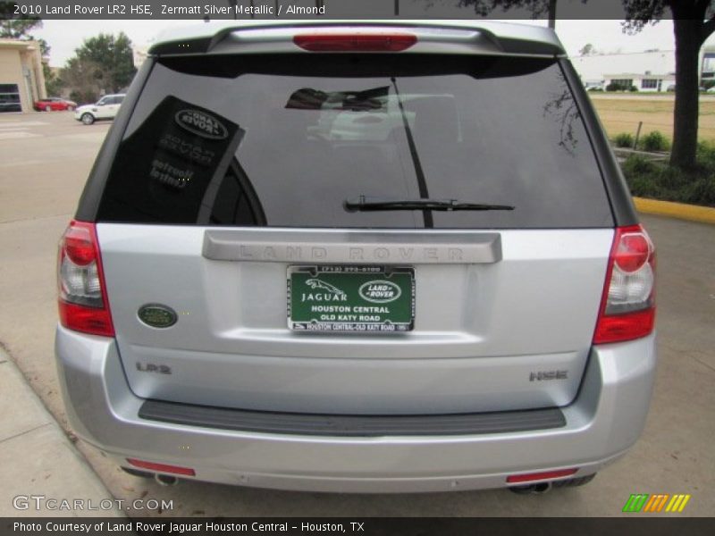 Zermatt Silver Metallic / Almond 2010 Land Rover LR2 HSE