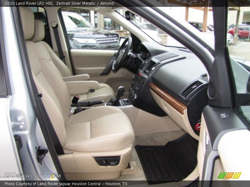 Zermatt Silver Metallic / Almond 2010 Land Rover LR2 HSE