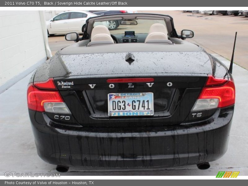 Black / Soverign Hide Calcite Leather/Off Black 2011 Volvo C70 T5