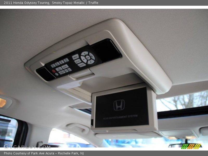 Smoky Topaz Metallic / Truffle 2011 Honda Odyssey Touring