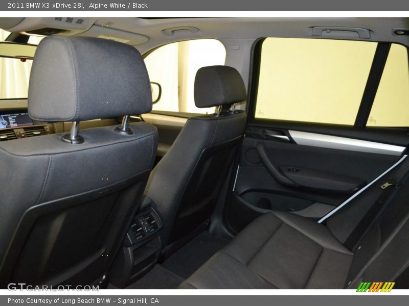 Alpine White / Black 2011 BMW X3 xDrive 28i