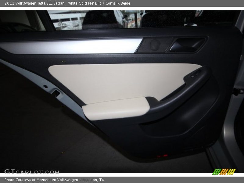 White Gold Metallic / Cornsilk Beige 2011 Volkswagen Jetta SEL Sedan