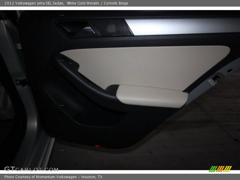 White Gold Metallic / Cornsilk Beige 2011 Volkswagen Jetta SEL Sedan
