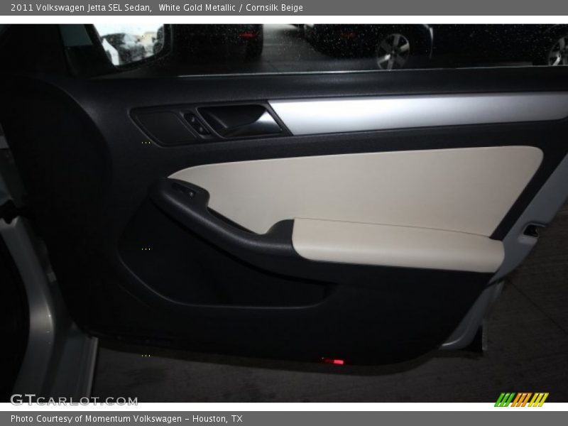 White Gold Metallic / Cornsilk Beige 2011 Volkswagen Jetta SEL Sedan