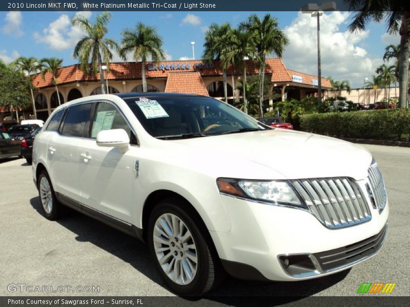 White Platinum Metallic Tri-Coat / Light Stone 2010 Lincoln MKT FWD