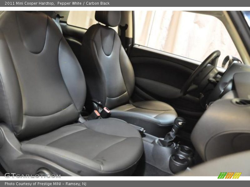 Pepper White / Carbon Black 2011 Mini Cooper Hardtop