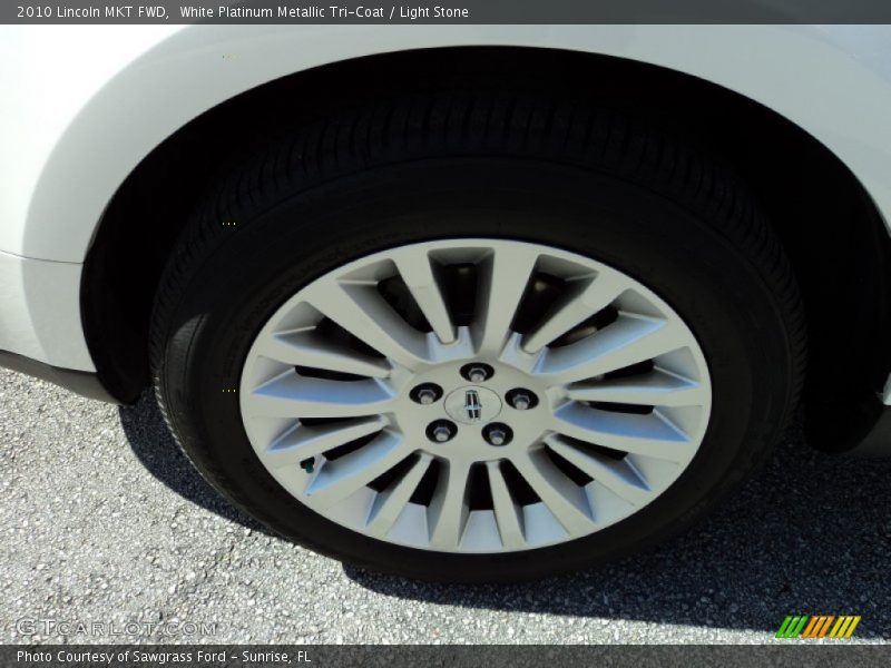 White Platinum Metallic Tri-Coat / Light Stone 2010 Lincoln MKT FWD