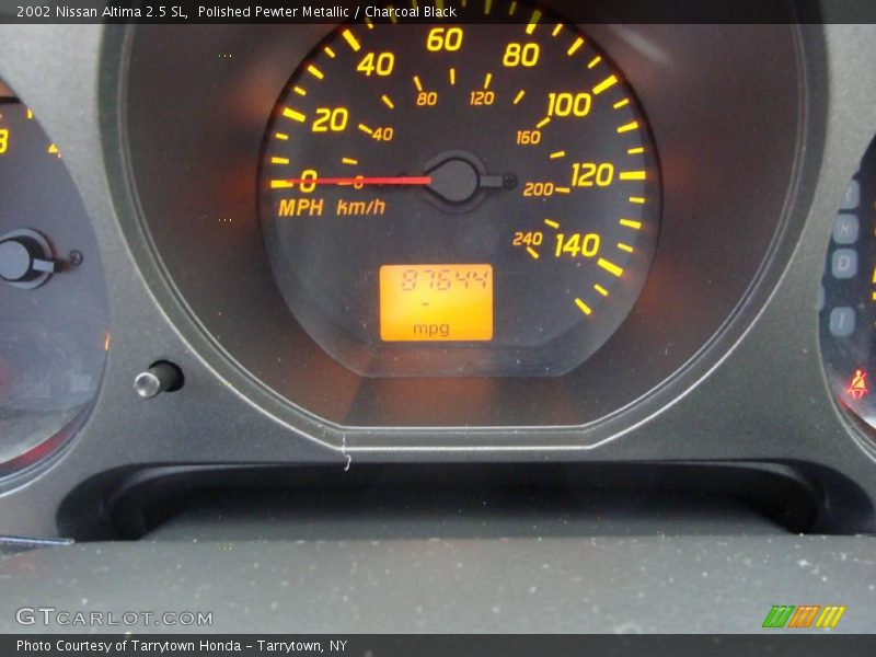 Polished Pewter Metallic / Charcoal Black 2002 Nissan Altima 2.5 SL