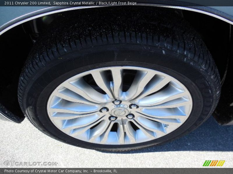 Sapphire Crystal Metallic / Black/Light Frost Beige 2011 Chrysler 200 Limited