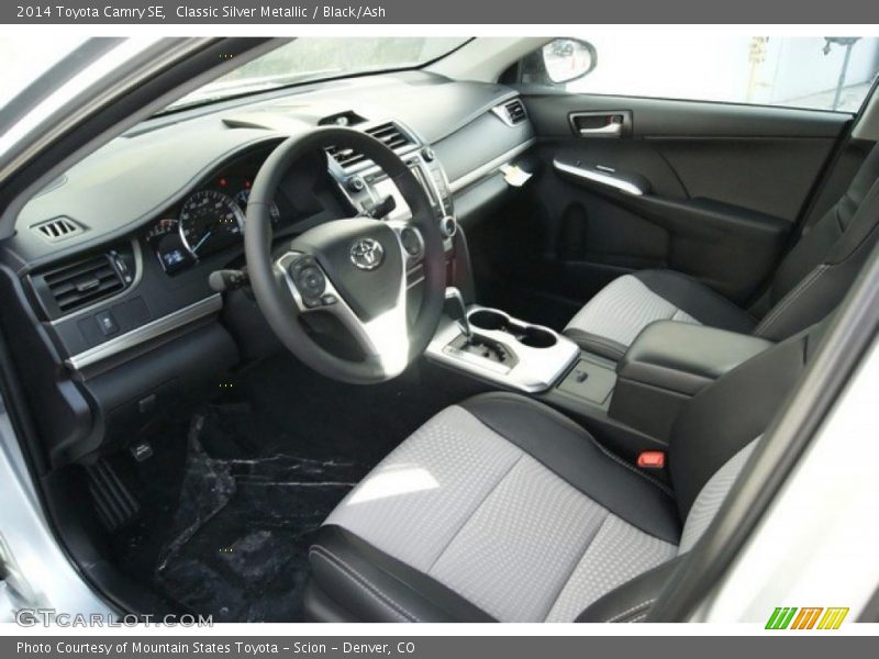 Classic Silver Metallic / Black/Ash 2014 Toyota Camry SE