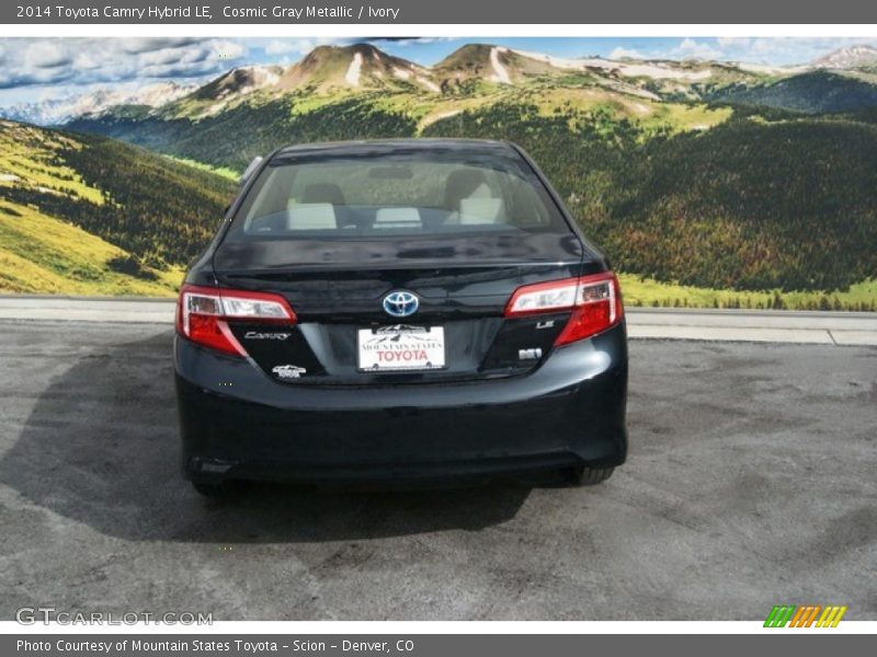 Cosmic Gray Metallic / Ivory 2014 Toyota Camry Hybrid LE