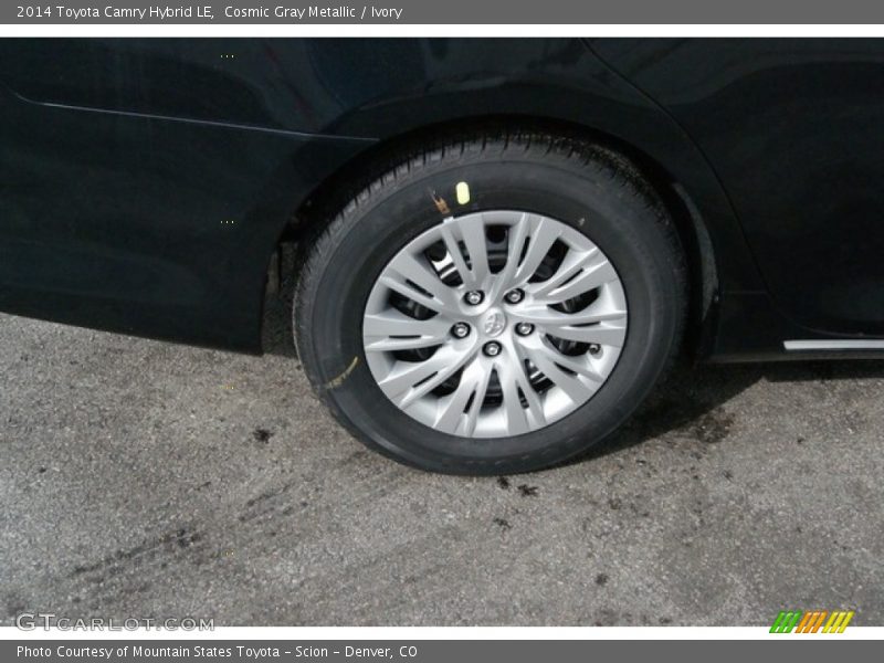 Cosmic Gray Metallic / Ivory 2014 Toyota Camry Hybrid LE