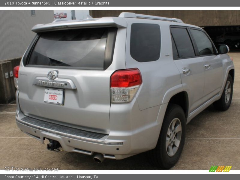 Classic Silver Metallic / Graphite 2010 Toyota 4Runner SR5