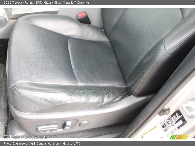 Classic Silver Metallic / Graphite 2010 Toyota 4Runner SR5