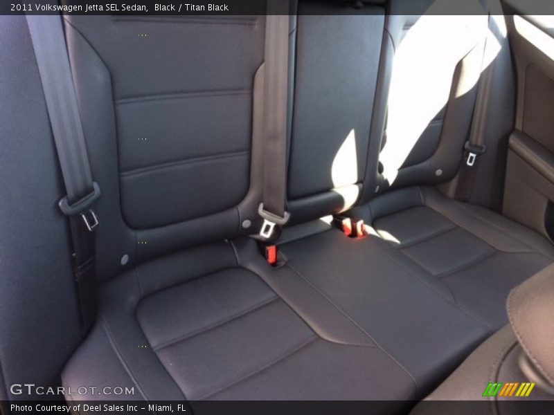 Black / Titan Black 2011 Volkswagen Jetta SEL Sedan