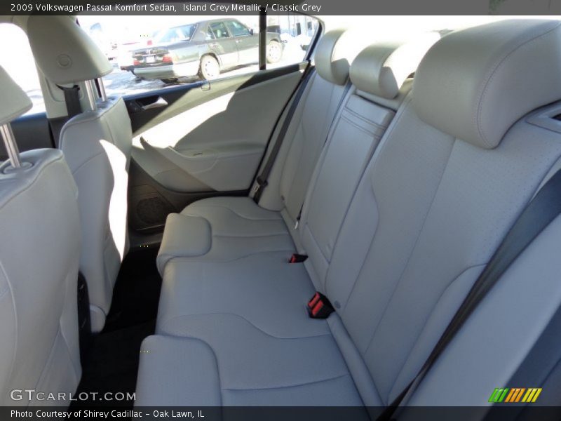 Island Grey Metallic / Classic Grey 2009 Volkswagen Passat Komfort Sedan