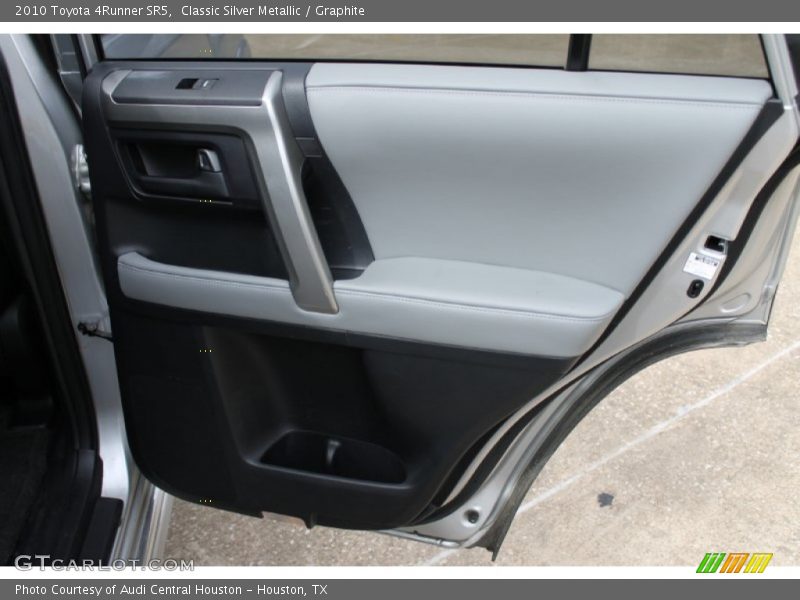 Classic Silver Metallic / Graphite 2010 Toyota 4Runner SR5