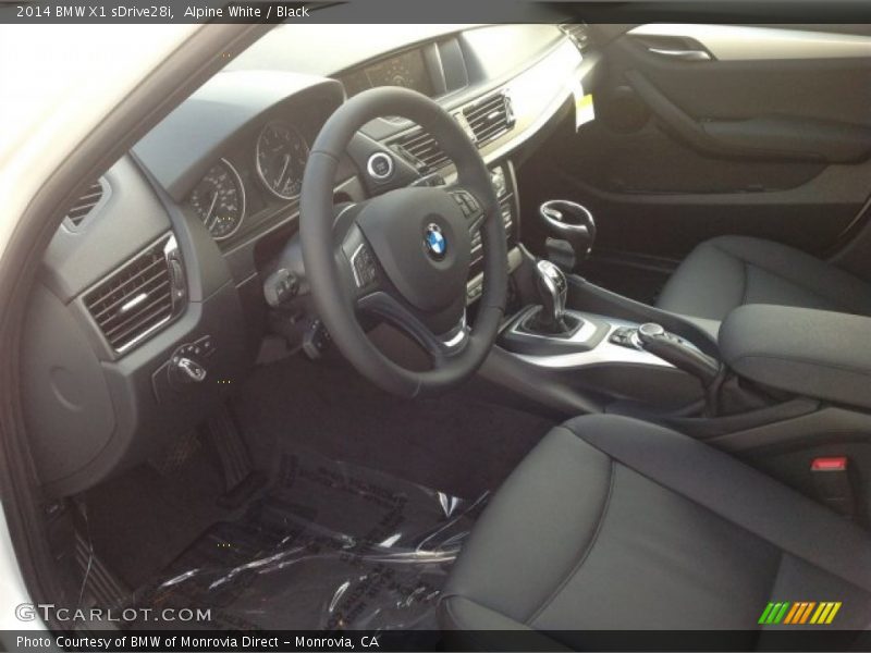 Alpine White / Black 2014 BMW X1 sDrive28i