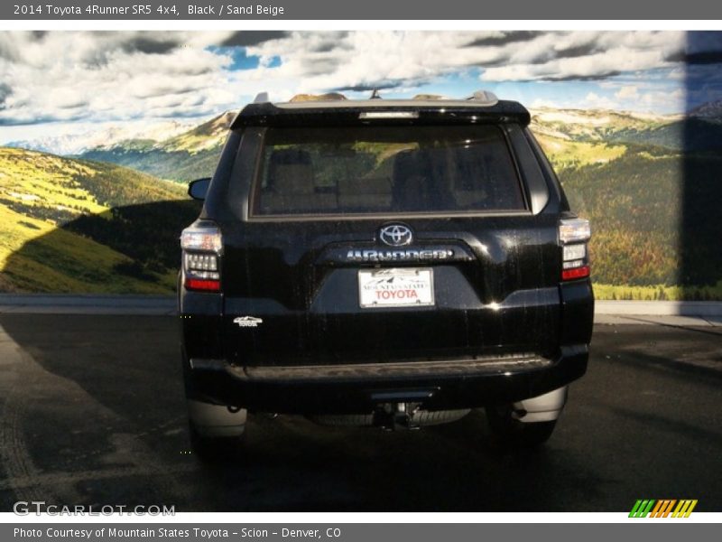 Black / Sand Beige 2014 Toyota 4Runner SR5 4x4