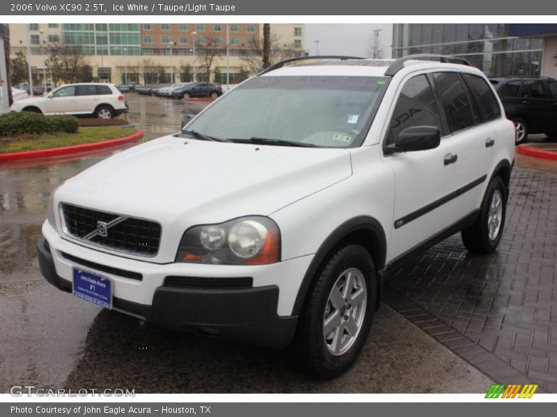 Ice White / Taupe/Light Taupe 2006 Volvo XC90 2.5T