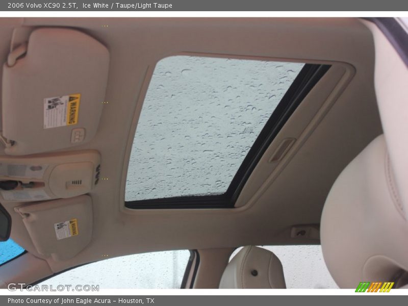 Ice White / Taupe/Light Taupe 2006 Volvo XC90 2.5T