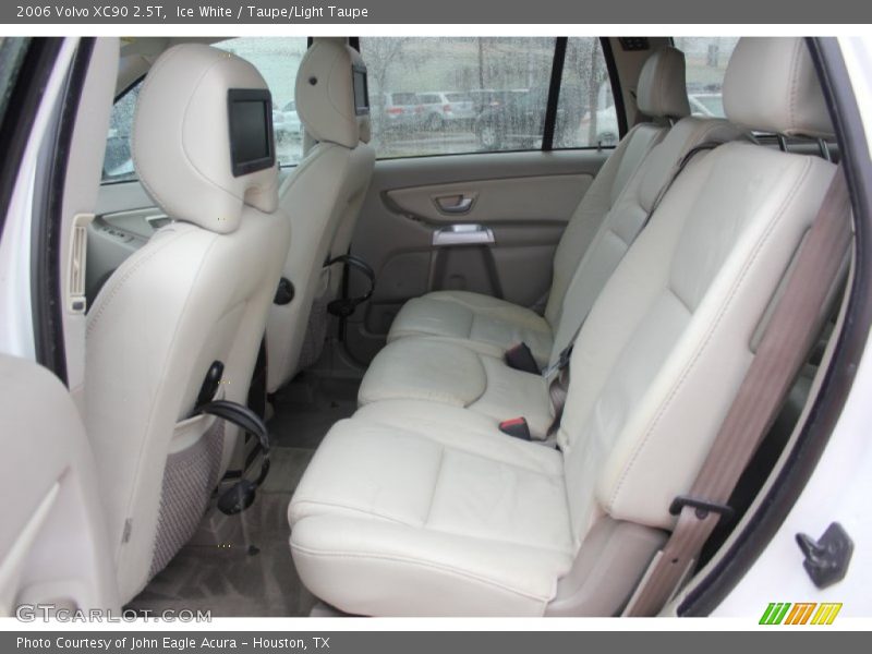 Ice White / Taupe/Light Taupe 2006 Volvo XC90 2.5T