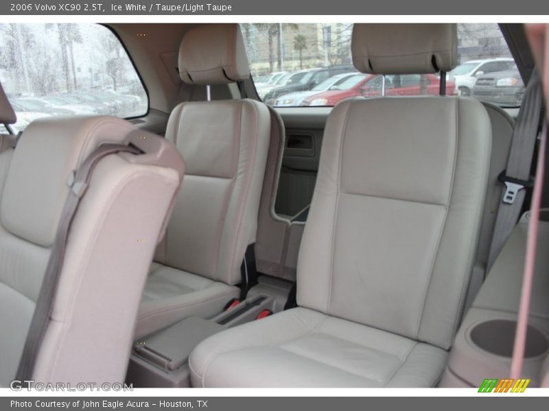 Ice White / Taupe/Light Taupe 2006 Volvo XC90 2.5T