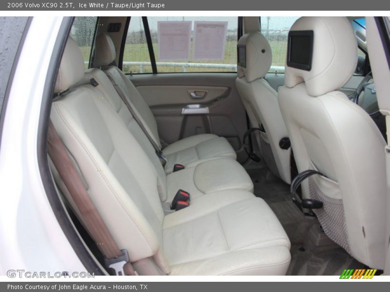 Ice White / Taupe/Light Taupe 2006 Volvo XC90 2.5T