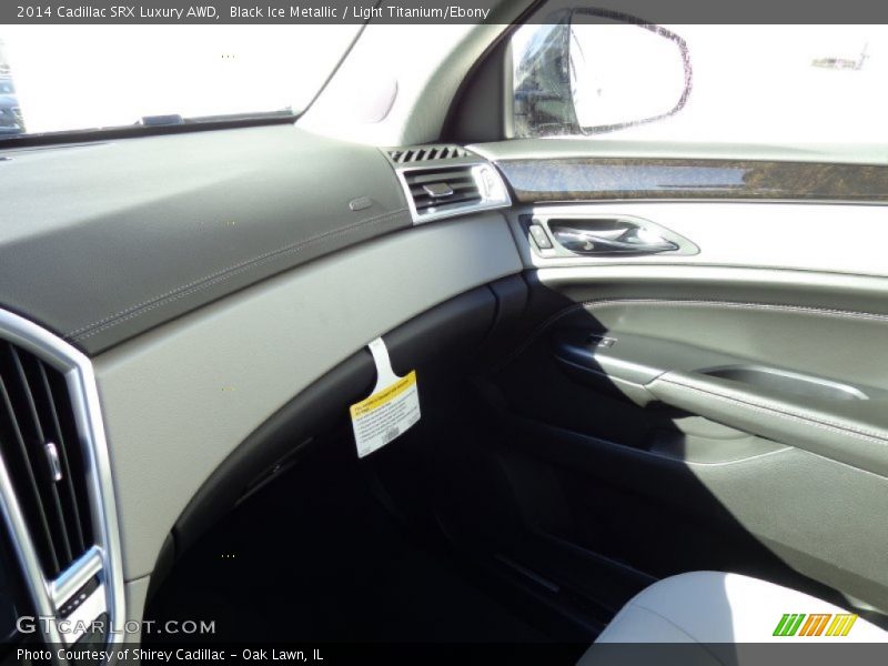 Black Ice Metallic / Light Titanium/Ebony 2014 Cadillac SRX Luxury AWD
