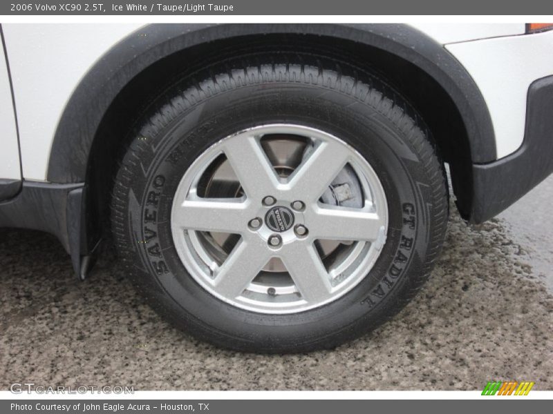 Ice White / Taupe/Light Taupe 2006 Volvo XC90 2.5T